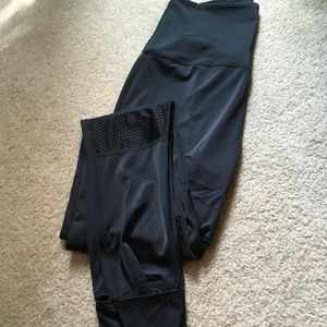 NWT Beyond Yoga Black Leggings with Mesh Detail